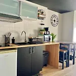 Les St Exupery, A 4 Min Du Futuroscope Apartmán *