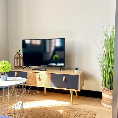 Les St Exupery, A 4 Min Du Futuroscope شقة جوانيه - كلان