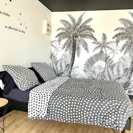 Les St Exupery, A 4 Min Du Futuroscope * جوانيه - كلان