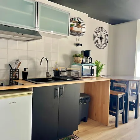 Les St Exupery, A 4 Min Du Futuroscope شقة *